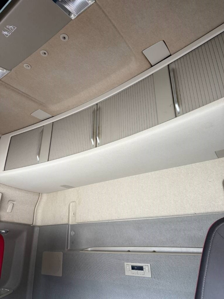 Tegljač Volvo FH med hydraulik: slika Tegljač Volvo FH med hydraulik