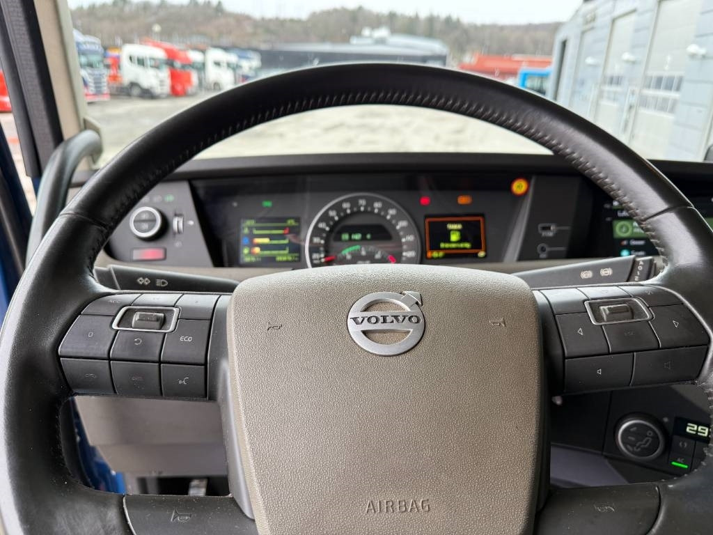 Tegljač Volvo FH med hydraulik: slika Tegljač Volvo FH med hydraulik