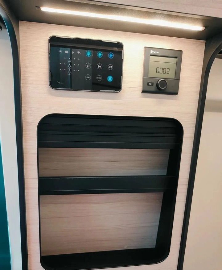 Novi Kamp kombi FORD Rimor NEW Ford Van 238 Truma Diesel Roller Shutters Remis AUTOMAT: slika Novi Kamp kombi FORD Rimor NEW Ford Van 238 Truma Diesel Roller Shutters Remis AUTOMAT Novi Kamp kombi FORD Rimor NEW Ford Van 238 Truma Diesel Roller Shutters Remis AUTOMAT: slika Novi Kamp kombi FORD Rimor NEW Ford Van 238 Truma Diesel Roller Shutters Remis AUTOMAT