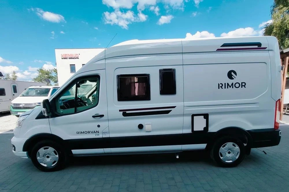 FORD Rimor NEW Ford Van 238 Truma Diesel Roller Shutters Remis AUTOMAT - Kamper: slika FORD Rimor NEW Ford Van 238 Truma Diesel Roller Shutters Remis AUTOMAT - Kamper FORD Rimor NEW Ford Van 238 Truma Diesel Roller Shutters Remis AUTOMAT - Kamper: slika FORD Rimor NEW Ford Van 238 Truma Diesel Roller Shutters Remis AUTOMAT - Kamper