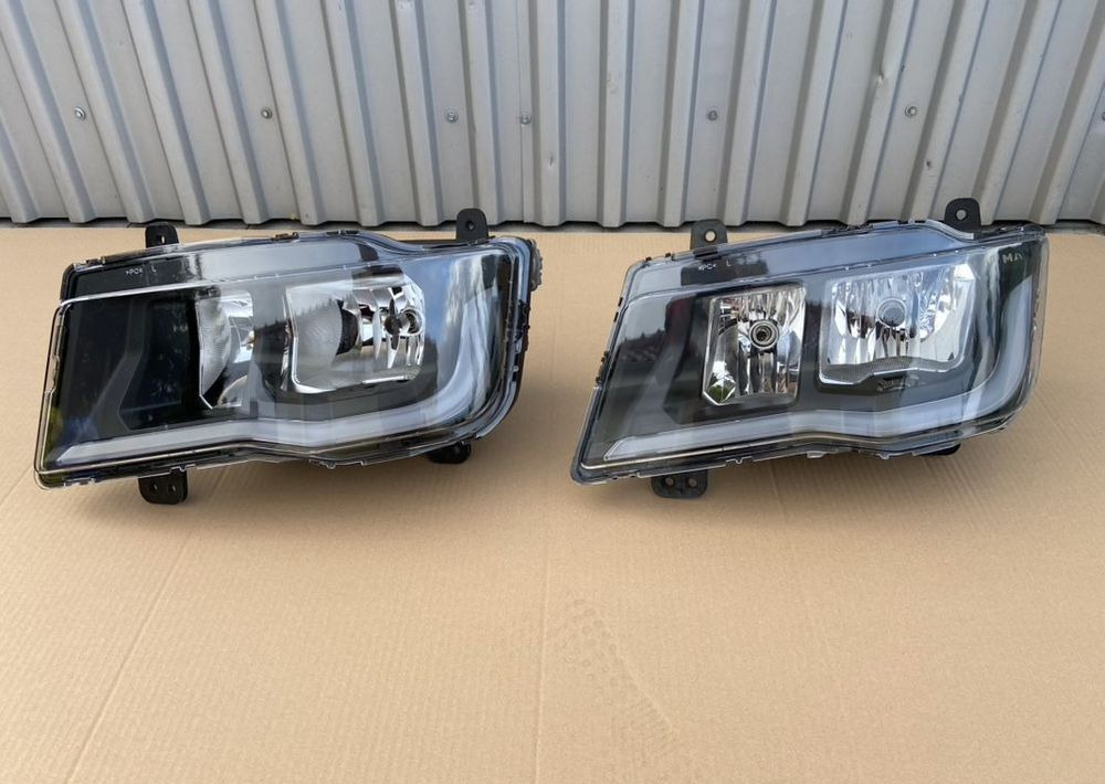 Lampa MAN TG3 TGX TGS nowy model reflektor LH - Prednja svjetla za Kamion: slika Lampa MAN TG3 TGX TGS nowy model reflektor LH - Prednja svjetla za Kamion Lampa MAN TG3 TGX TGS nowy model reflektor LH - Prednja svjetla za Kamion: slika Lampa MAN TG3 TGX TGS nowy model reflektor LH - Prednja svjetla za Kamion