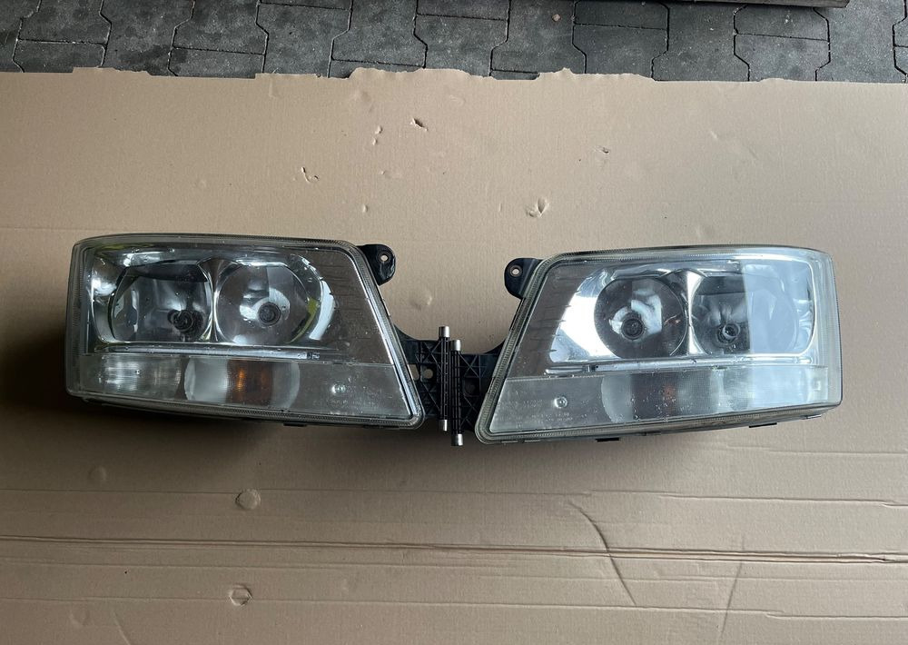 Lampy MAN TGX TGS euro 5 oryginał reflektor - Svjetla/ Rasvjeta za Kamion: slika Lampy MAN TGX TGS euro 5 oryginał reflektor - Svjetla/ Rasvjeta za Kamion Lampy MAN TGX TGS euro 5 oryginał reflektor - Svjetla/ Rasvjeta za Kamion: slika Lampy MAN TGX TGS euro 5 oryginał reflektor - Svjetla/ Rasvjeta za Kamion