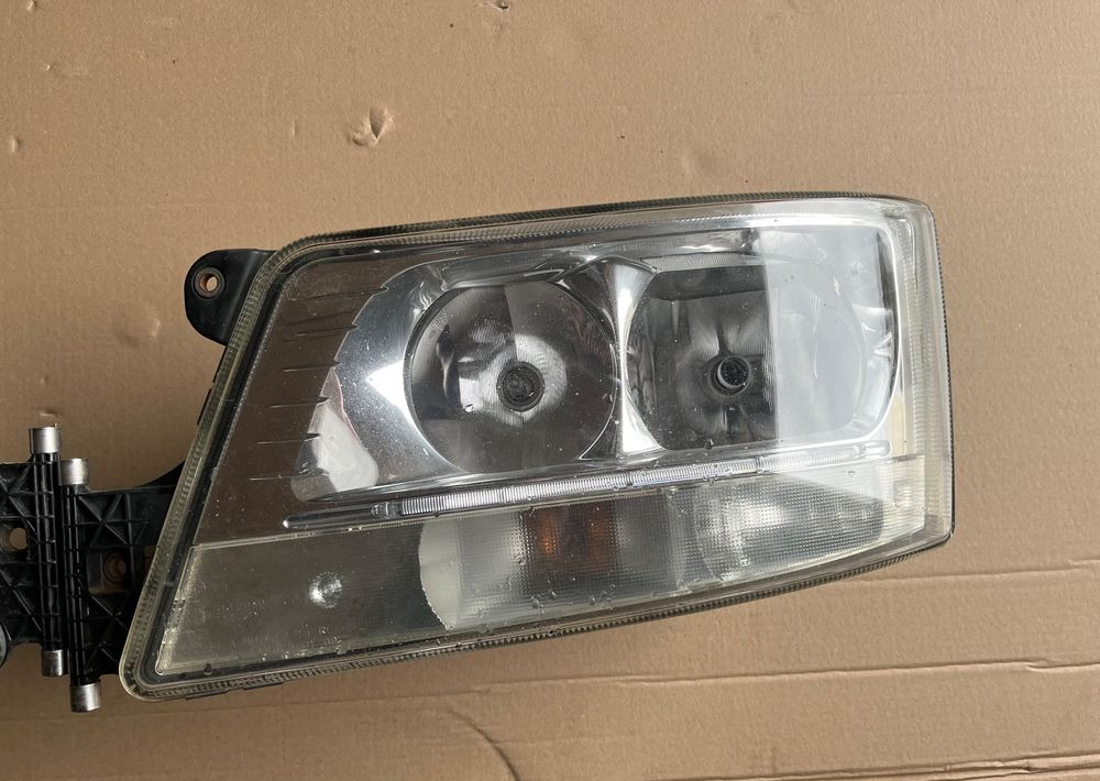 Lampy MAN TGX TGS euro 5 oryginał reflektor - Svjetla/ Rasvjeta za Kamion: slika Lampy MAN TGX TGS euro 5 oryginał reflektor - Svjetla/ Rasvjeta za Kamion Lampy MAN TGX TGS euro 5 oryginał reflektor - Svjetla/ Rasvjeta za Kamion: slika Lampy MAN TGX TGS euro 5 oryginał reflektor - Svjetla/ Rasvjeta za Kamion