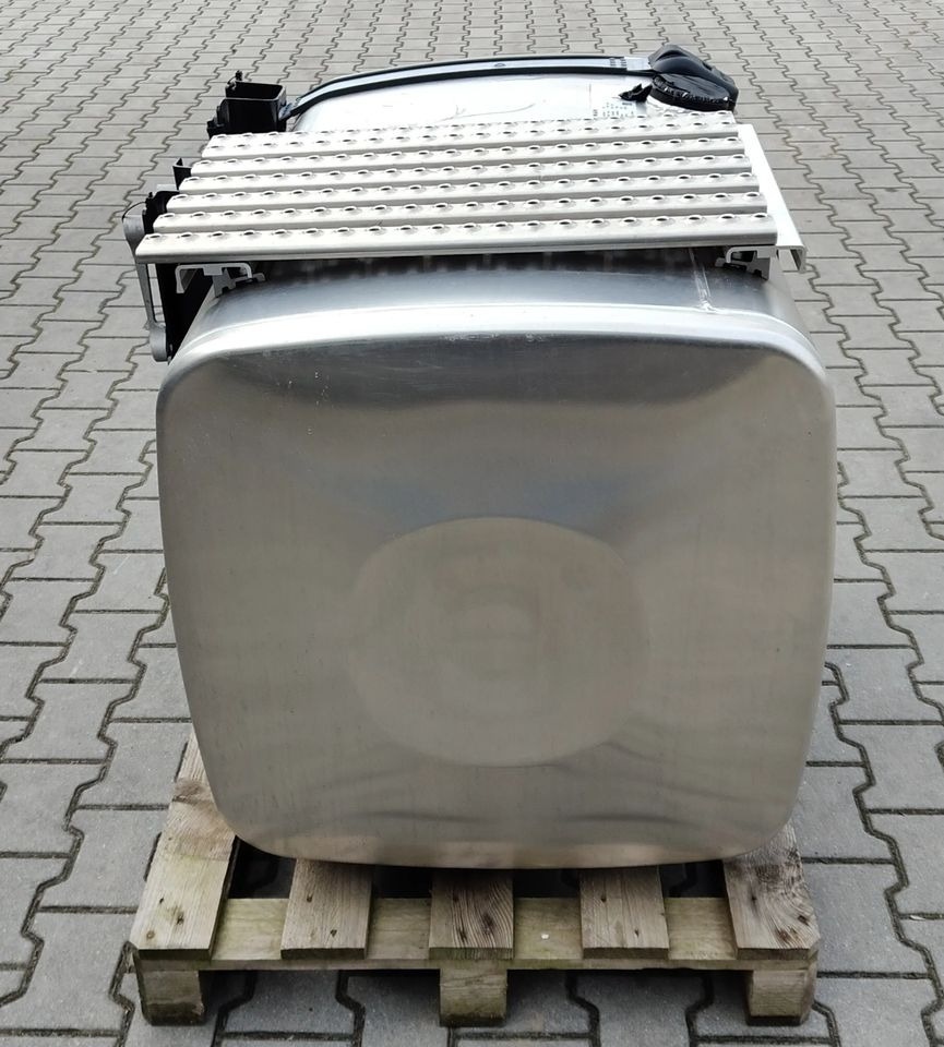 MAN TG3 TGX TGS ZBIORNIK PALIWA KOMPLETNY 460L NOWY - Spremnik goriva za Kamion: slika MAN TG3 TGX TGS ZBIORNIK PALIWA KOMPLETNY 460L NOWY - Spremnik goriva za Kamion MAN TG3 TGX TGS ZBIORNIK PALIWA KOMPLETNY 460L NOWY - Spremnik goriva za Kamion: slika MAN TG3 TGX TGS ZBIORNIK PALIWA KOMPLETNY 460L NOWY - Spremnik goriva za Kamion