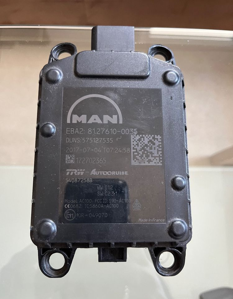 Radar MAN TGX TGS euro 6 ACC distronic - Senzor za Kamion: slika Radar MAN TGX TGS euro 6 ACC distronic - Senzor za Kamion Radar MAN TGX TGS euro 6 ACC distronic - Senzor za Kamion: slika Radar MAN TGX TGS euro 6 ACC distronic - Senzor za Kamion