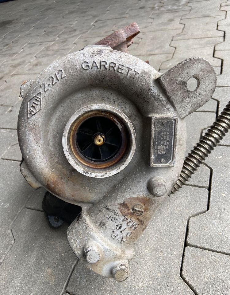 Turbosprężarka MAN TGX TGS euro 6 turbina - Turbo za Kamion: slika Turbosprężarka MAN TGX TGS euro 6 turbina - Turbo za Kamion Turbosprężarka MAN TGX TGS euro 6 turbina - Turbo za Kamion: slika Turbosprężarka MAN TGX TGS euro 6 turbina - Turbo za Kamion