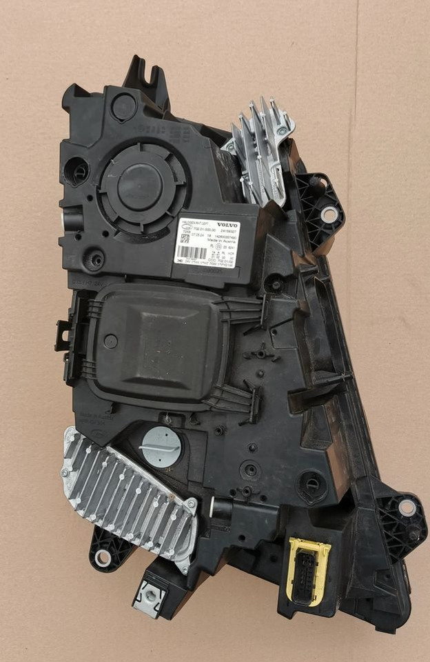 VOLVO FH4 LAMPA PRZEDNIA LEWA H7 2024r 24159327 - Prednja svjetla za Kamion: slika VOLVO FH4 LAMPA PRZEDNIA LEWA H7 2024r 24159327 - Prednja svjetla za Kamion VOLVO FH4 LAMPA PRZEDNIA LEWA H7 2024r 24159327 - Prednja svjetla za Kamion: slika VOLVO FH4 LAMPA PRZEDNIA LEWA H7 2024r 24159327 - Prednja svjetla za Kamion