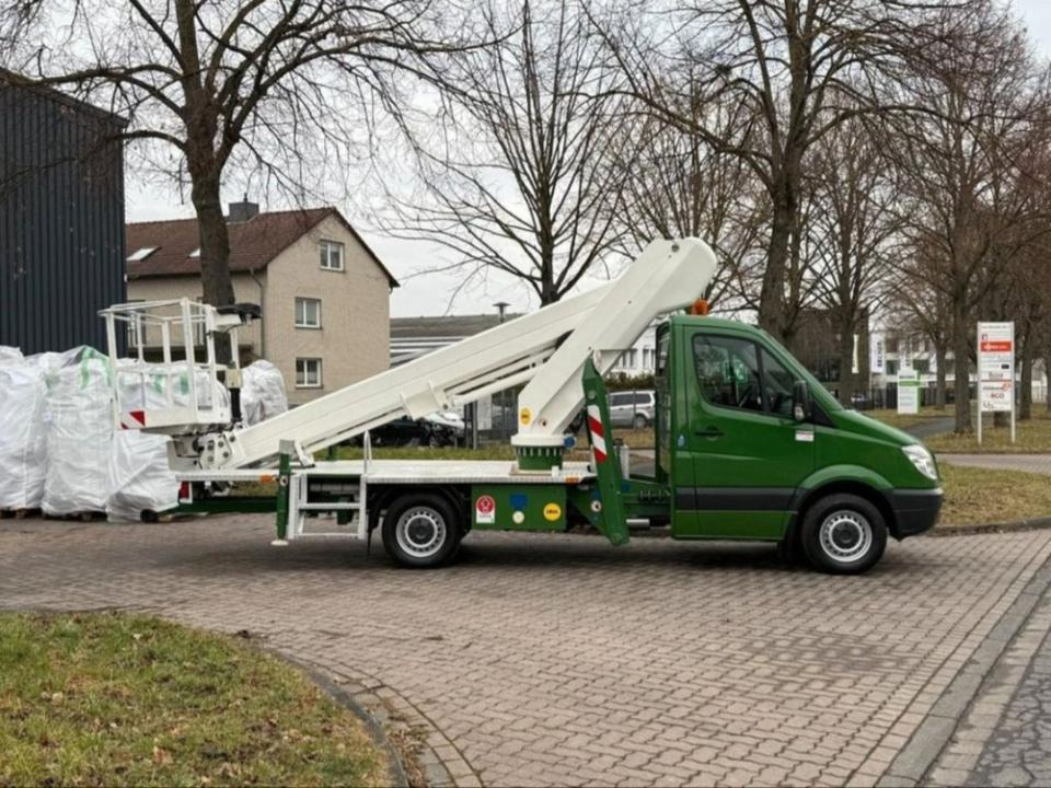 Arbeitsbühne Hubsteiger Hebebühne Mieten Leihen 3,5t 22m - Podizna platforma montirana na kamion: slika Arbeitsbühne Hubsteiger Hebebühne Mieten Leihen 3,5t 22m - Podizna platforma montirana na kamion Arbeitsbühne Hubsteiger Hebebühne Mieten Leihen 3,5t 22m - Podizna platforma montirana na kamion: slika Arbeitsbühne Hubsteiger Hebebühne Mieten Leihen 3,5t 22m - Podizna platforma montirana na kamion