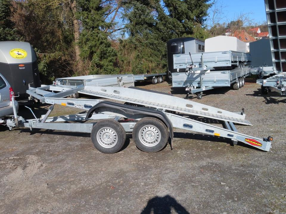Böckmann, Autotransporter, 2,7 to. kippbar, 100 km, PKW Anhänger - Prikolica za prijevoz automobila: slika Böckmann, Autotransporter, 2,7 to. kippbar, 100 km, PKW Anhänger - Prikolica za prijevoz automobila Böckmann, Autotransporter, 2,7 to. kippbar, 100 km, PKW Anhänger - Prikolica za prijevoz automobila: slika Böckmann, Autotransporter, 2,7 to. kippbar, 100 km, PKW Anhänger - Prikolica za prijevoz automobila