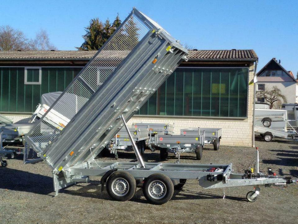 Böckmann PKW-Anhänger, 3,5to. Dreiseitenkipper, 100 km/h - Kiper prikolica: slika Böckmann PKW-Anhänger, 3,5to. Dreiseitenkipper, 100 km/h - Kiper prikolica Böckmann PKW-Anhänger, 3,5to. Dreiseitenkipper, 100 km/h - Kiper prikolica: slika Böckmann PKW-Anhänger, 3,5to. Dreiseitenkipper, 100 km/h - Kiper prikolica