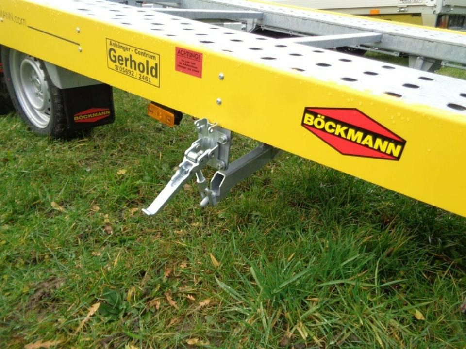 Böckmann PKW-Anhänger, Autotransporter, 3,5to. kippbar, 100 km/h - Prikolica za prijevoz automobila: slika Böckmann PKW-Anhänger, Autotransporter, 3,5to. kippbar, 100 km/h - Prikolica za prijevoz automobila Böckmann PKW-Anhänger, Autotransporter, 3,5to. kippbar, 100 km/h - Prikolica za prijevoz automobila: slika Böckmann PKW-Anhänger, Autotransporter, 3,5to. kippbar, 100 km/h - Prikolica za prijevoz automobila