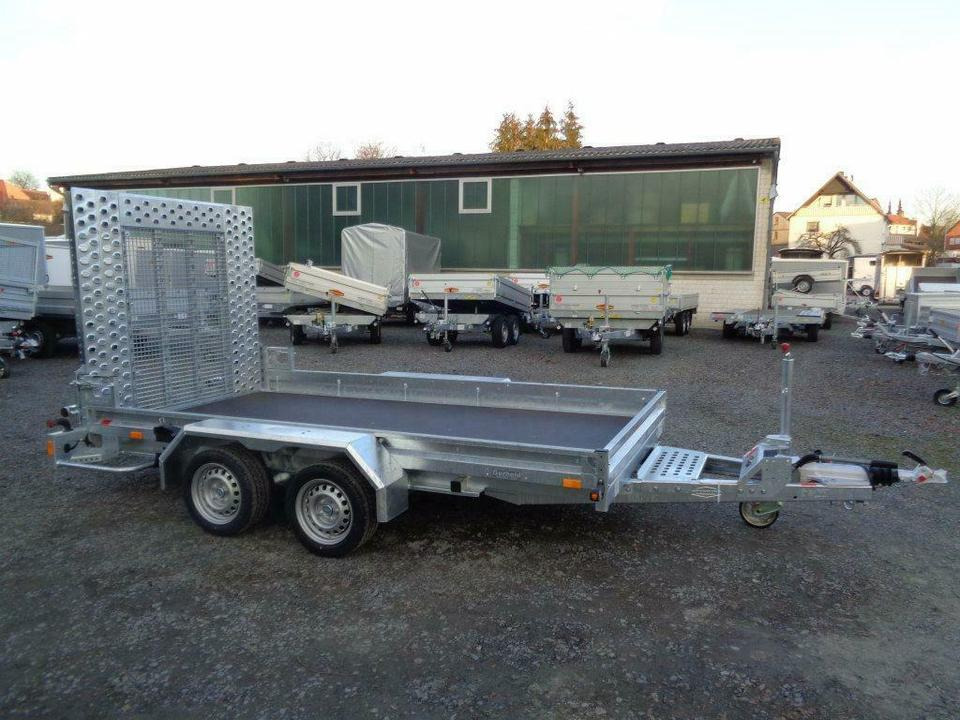 Prikolica za radne strojeve Böckmann, PKW-Anhänger, Baumaschinentransporter, 3,5 to. 100 km/h: slika Prikolica za radne strojeve Böckmann, PKW-Anhänger, Baumaschinentransporter, 3,5 to. 100 km/h