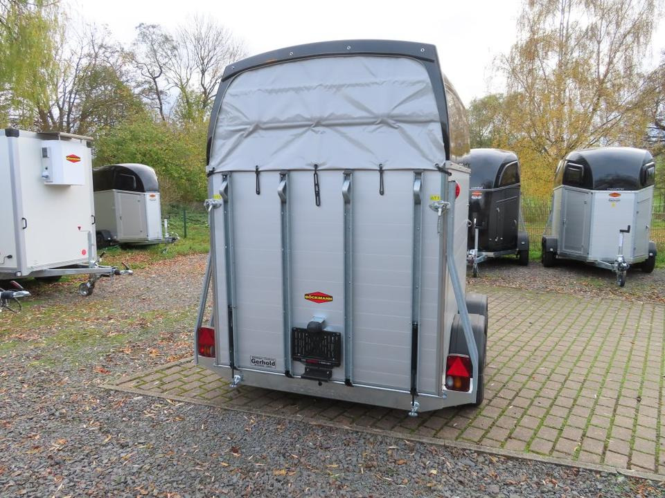 Prikolica za konje Böckmann Pferdeanhänger, Champion, Esprit, Sattelkammer, 100 km/h: slika Prikolica za konje Böckmann Pferdeanhänger, Champion, Esprit, Sattelkammer, 100 km/h