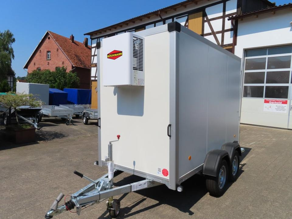 PKW Kühlanhänger, Böckmann, Kühlkoffer,2,7 to. - Prikolica hladnjača: slika PKW Kühlanhänger, Böckmann, Kühlkoffer,2,7 to. - Prikolica hladnjača PKW Kühlanhänger, Böckmann, Kühlkoffer,2,7 to. - Prikolica hladnjača: slika PKW Kühlanhänger, Böckmann, Kühlkoffer,2,7 to. - Prikolica hladnjača