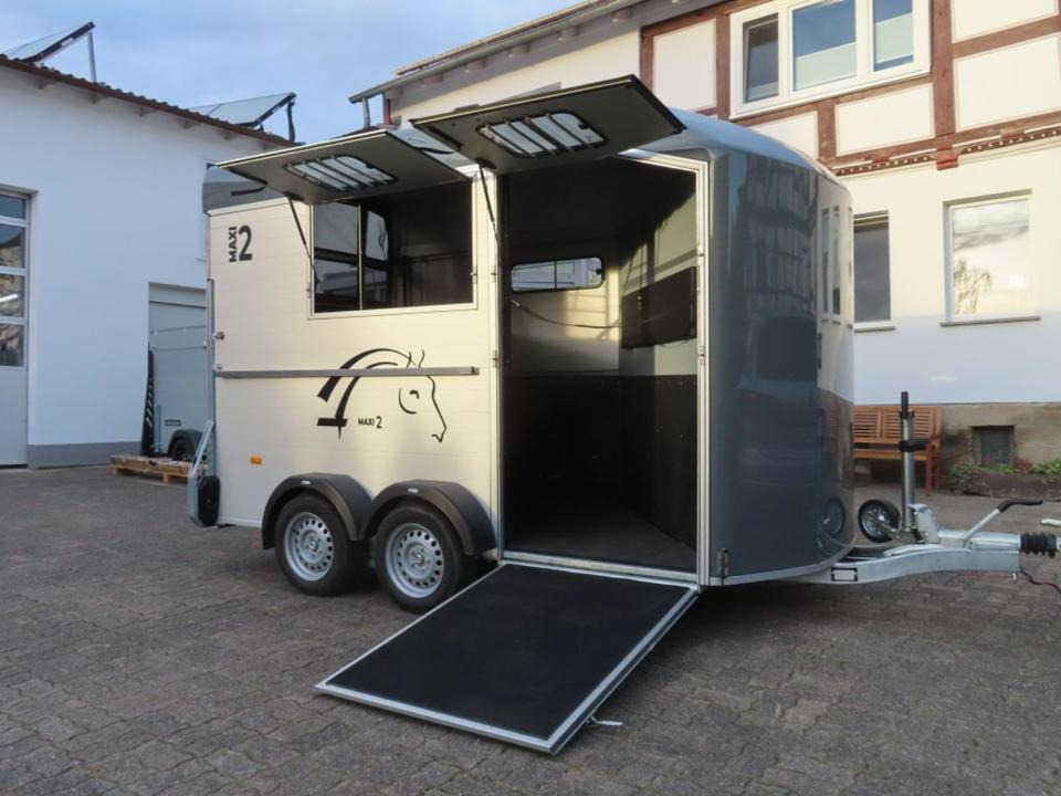 Pferdeanhänger Cheval Liberte MAXI 2 Sattelraum 100 km/h Kamera - Prikolica za konje: slika Pferdeanhänger Cheval Liberte MAXI 2 Sattelraum 100 km/h Kamera - Prikolica za konje Pferdeanhänger Cheval Liberte MAXI 2 Sattelraum 100 km/h Kamera - Prikolica za konje: slika Pferdeanhänger Cheval Liberte MAXI 2 Sattelraum 100 km/h Kamera - Prikolica za konje