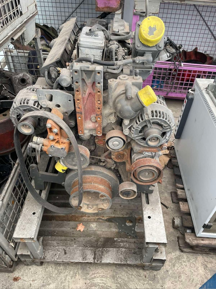 DEUTZ TCD 6.1 L6 Agri T4i - Motor za Traktor: slika DEUTZ TCD 6.1 L6 Agri T4i - Motor za Traktor DEUTZ TCD 6.1 L6 Agri T4i - Motor za Traktor: slika DEUTZ TCD 6.1 L6 Agri T4i - Motor za Traktor