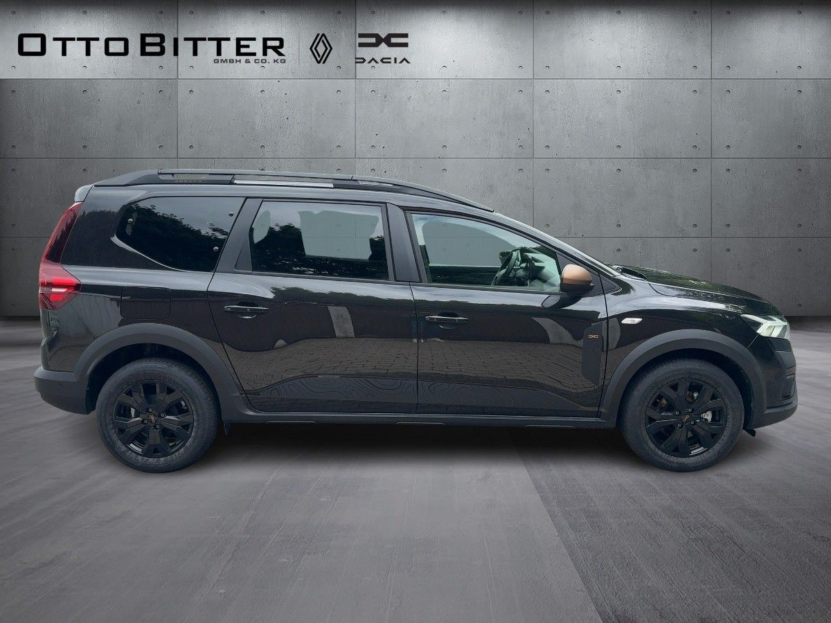 Dacia Jogger Extreme+ ECO-G 100 7-Sitzer FLÜSSIGGAS - Karavan: slika Dacia Jogger Extreme+ ECO-G 100 7-Sitzer FLÜSSIGGAS - Karavan Dacia Jogger Extreme+ ECO-G 100 7-Sitzer FLÜSSIGGAS - Karavan: slika Dacia Jogger Extreme+ ECO-G 100 7-Sitzer FLÜSSIGGAS - Karavan