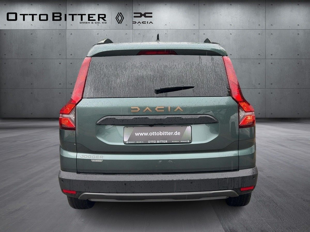 Dacia Jogger Extreme HYBRID140 5-Sitze CITY-PAKET/NAVI - Karavan: slika Dacia Jogger Extreme HYBRID140 5-Sitze CITY-PAKET/NAVI - Karavan Dacia Jogger Extreme HYBRID140 5-Sitze CITY-PAKET/NAVI - Karavan: slika Dacia Jogger Extreme HYBRID140 5-Sitze CITY-PAKET/NAVI - Karavan