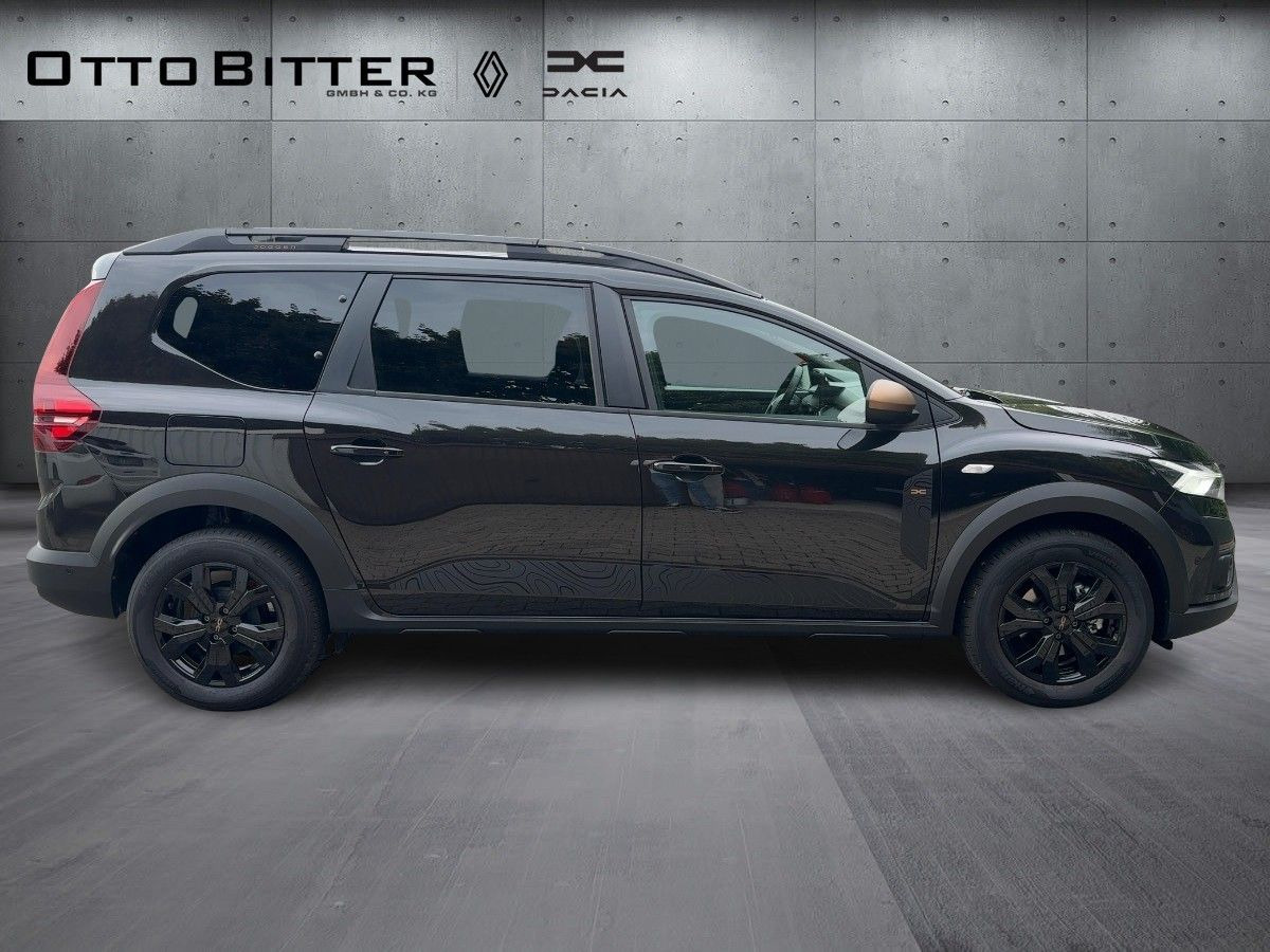 Dacia Jogger Extreme TCe110 7-Sitze CITY-PAKET/SITZH - Karavan: slika Dacia Jogger Extreme TCe110 7-Sitze CITY-PAKET/SITZH - Karavan Dacia Jogger Extreme TCe110 7-Sitze CITY-PAKET/SITZH - Karavan: slika Dacia Jogger Extreme TCe110 7-Sitze CITY-PAKET/SITZH - Karavan