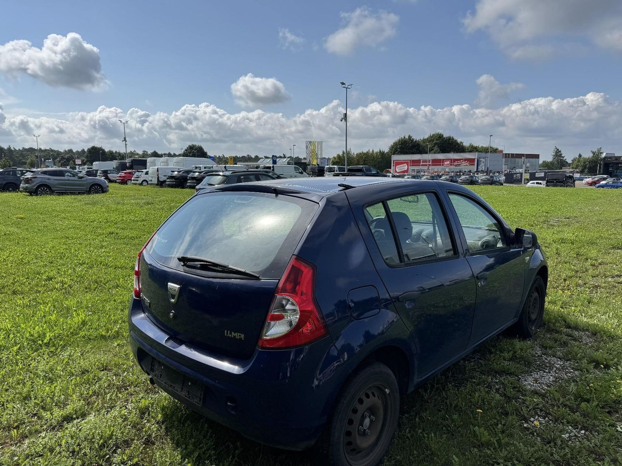 Dacia Sandero 1.4 +ZAHNRIEMEN GERISSEN+ - Automobil: slika Dacia Sandero 1.4 +ZAHNRIEMEN GERISSEN+ - Automobil Dacia Sandero 1.4 +ZAHNRIEMEN GERISSEN+ - Automobil: slika Dacia Sandero 1.4 +ZAHNRIEMEN GERISSEN+ - Automobil