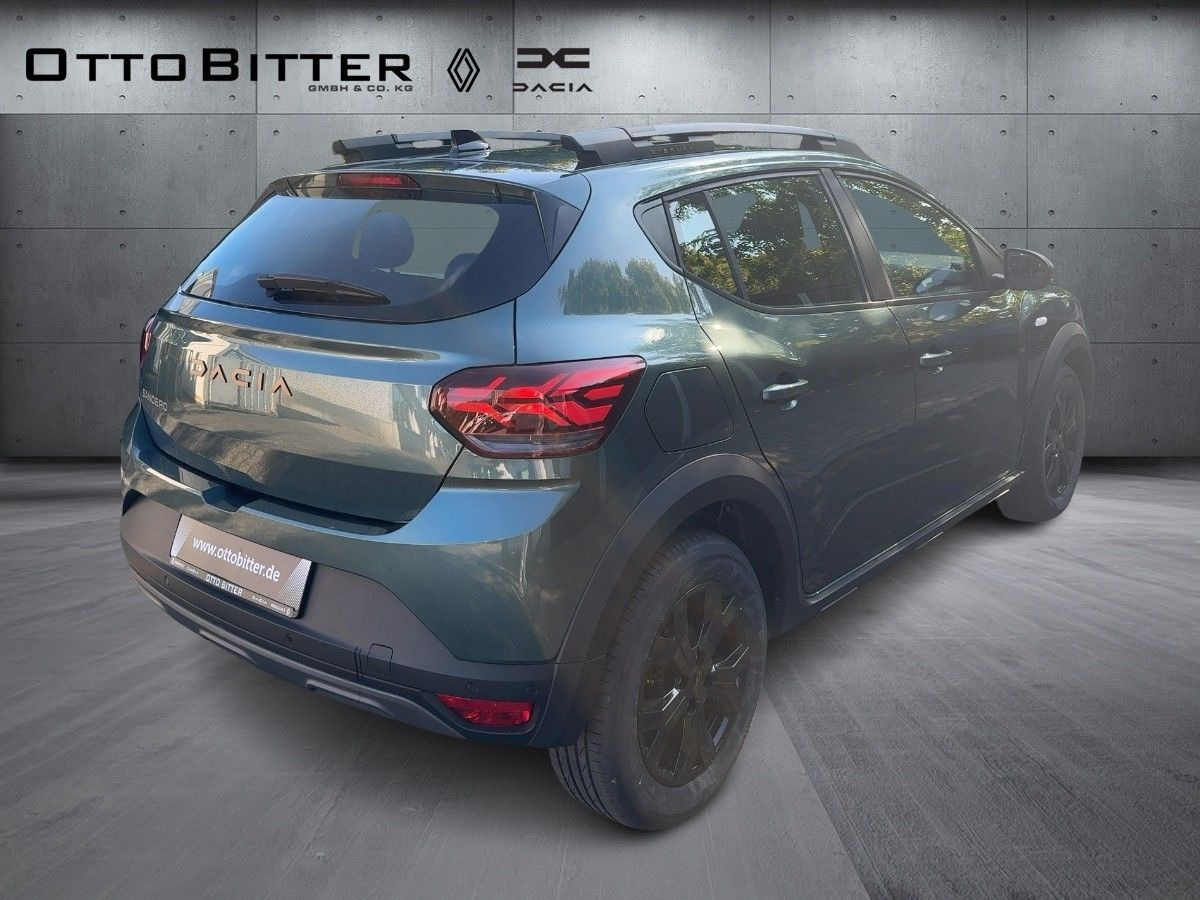 Dacia Sandero Stepway Extreme TCe110 CITY-PAKET/NAVI - Limuzina: slika Dacia Sandero Stepway Extreme TCe110 CITY-PAKET/NAVI - Limuzina Dacia Sandero Stepway Extreme TCe110 CITY-PAKET/NAVI - Limuzina: slika Dacia Sandero Stepway Extreme TCe110 CITY-PAKET/NAVI - Limuzina