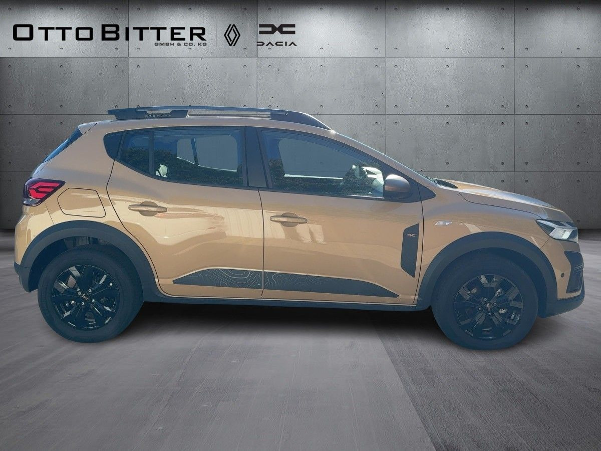 Dacia Sandero Stepway Extreme TCe110 CITY-PAKET/NAVI - Limuzina: slika Dacia Sandero Stepway Extreme TCe110 CITY-PAKET/NAVI - Limuzina Dacia Sandero Stepway Extreme TCe110 CITY-PAKET/NAVI - Limuzina: slika Dacia Sandero Stepway Extreme TCe110 CITY-PAKET/NAVI - Limuzina
