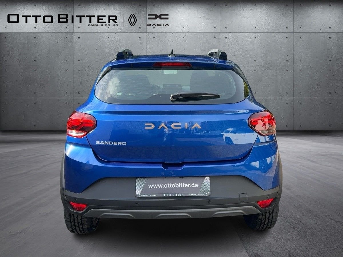 Dacia Sandero Stepway Extreme TCe110 CITY-PAKET/NAVI - Limuzina: slika Dacia Sandero Stepway Extreme TCe110 CITY-PAKET/NAVI - Limuzina Dacia Sandero Stepway Extreme TCe110 CITY-PAKET/NAVI - Limuzina: slika Dacia Sandero Stepway Extreme TCe110 CITY-PAKET/NAVI - Limuzina