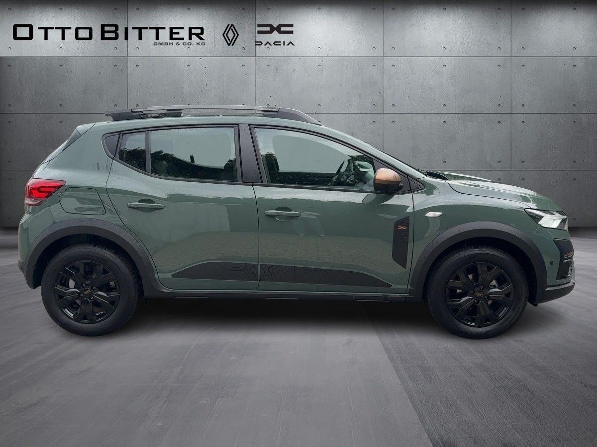 Dacia Sandero Stepway Extreme TCe110 CITY-PAKET - Limuzina: slika Dacia Sandero Stepway Extreme TCe110 CITY-PAKET - Limuzina Dacia Sandero Stepway Extreme TCe110 CITY-PAKET - Limuzina: slika Dacia Sandero Stepway Extreme TCe110 CITY-PAKET - Limuzina