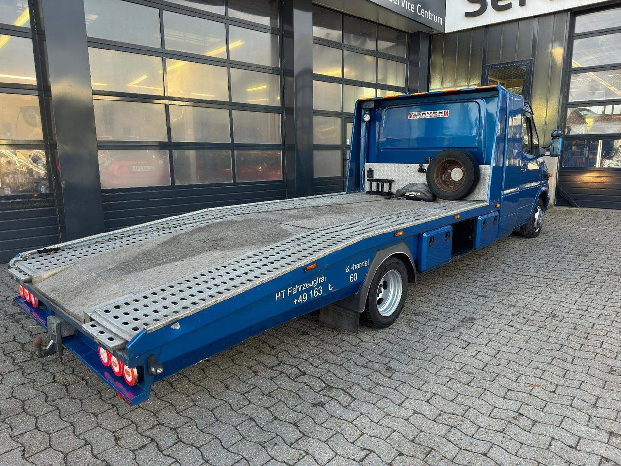 Mercedes-Benz Sprinter 2.7 CDI ABSCHLEPPWAGEN SCHLAFKABINE - Autotransporter: slika Mercedes-Benz Sprinter 2.7 CDI ABSCHLEPPWAGEN SCHLAFKABINE - Autotransporter Mercedes-Benz Sprinter 2.7 CDI ABSCHLEPPWAGEN SCHLAFKABINE - Autotransporter: slika Mercedes-Benz Sprinter 2.7 CDI ABSCHLEPPWAGEN SCHLAFKABINE - Autotransporter