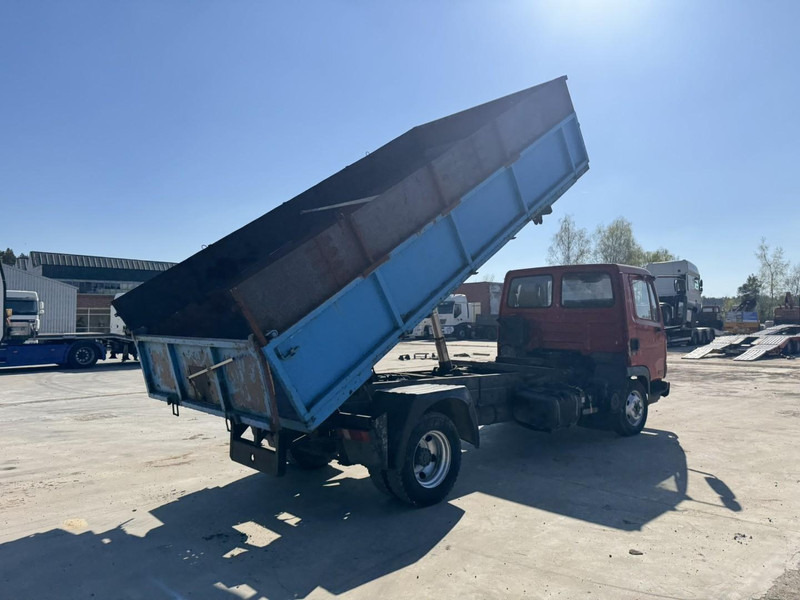 Kiper DAF 45 ATI 160 (FULL STEEL SUSPENSION / MANUAL PUMP / EURO 2): slika Kiper DAF 45 ATI 160 (FULL STEEL SUSPENSION / MANUAL PUMP / EURO 2) Kiper DAF 45 ATI 160 (FULL STEEL SUSPENSION / MANUAL PUMP / EURO 2): slika Kiper DAF 45 ATI 160 (FULL STEEL SUSPENSION / MANUAL PUMP / EURO 2)