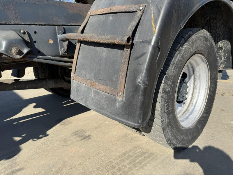 Kiper DAF 45 ATI 160 (FULL STEEL SUSPENSION / MANUAL PUMP / EURO 2): slika Kiper DAF 45 ATI 160 (FULL STEEL SUSPENSION / MANUAL PUMP / EURO 2) Kiper DAF 45 ATI 160 (FULL STEEL SUSPENSION / MANUAL PUMP / EURO 2): slika Kiper DAF 45 ATI 160 (FULL STEEL SUSPENSION / MANUAL PUMP / EURO 2)