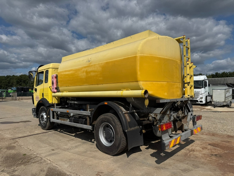Kamion cisterna Mercedes-Benz SK 1726 (13.000L / 2 COMPARTIMENTS / GRAND PONT / LAMES / V8): slika Kamion cisterna Mercedes-Benz SK 1726 (13.000L / 2 COMPARTIMENTS / GRAND PONT / LAMES / V8)