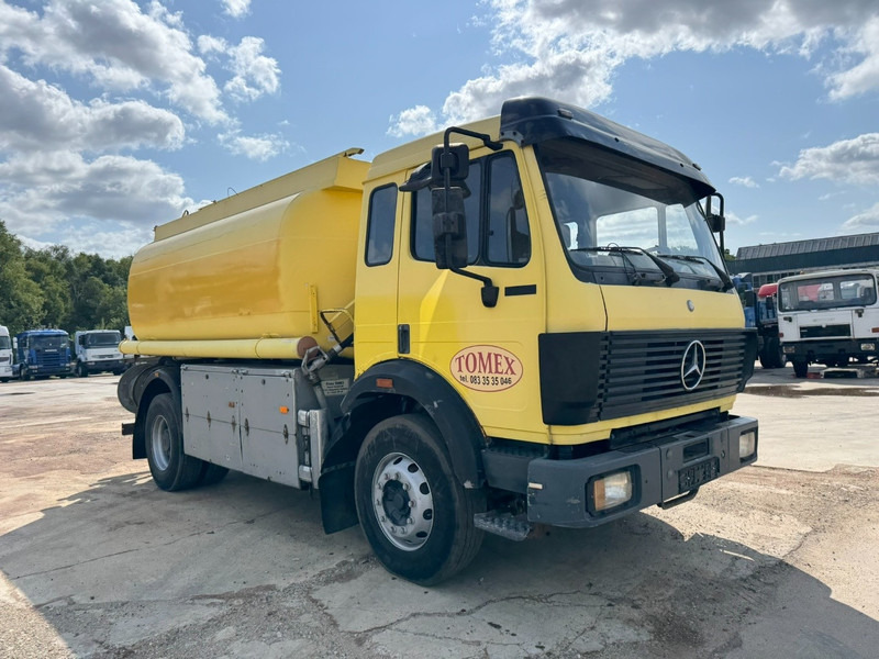 Mercedes-Benz SK 1726 (13.000L / 2 COMPARTIMENTS / GRAND PONT / LAMES / V8) - Kamion cisterna: slika Mercedes-Benz SK 1726 (13.000L / 2 COMPARTIMENTS / GRAND PONT / LAMES / V8) - Kamion cisterna Mercedes-Benz SK 1726 (13.000L / 2 COMPARTIMENTS / GRAND PONT / LAMES / V8) - Kamion cisterna: slika Mercedes-Benz SK 1726 (13.000L / 2 COMPARTIMENTS / GRAND PONT / LAMES / V8) - Kamion cisterna
