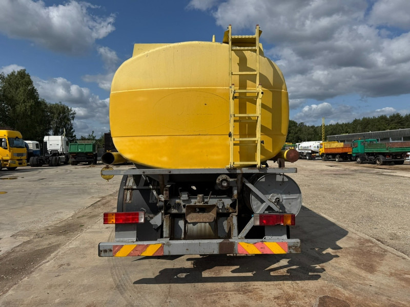 Kamion cisterna Mercedes-Benz SK 1726 (13.000L / 2 COMPARTIMENTS / GRAND PONT / LAMES / V8): slika Kamion cisterna Mercedes-Benz SK 1726 (13.000L / 2 COMPARTIMENTS / GRAND PONT / LAMES / V8)