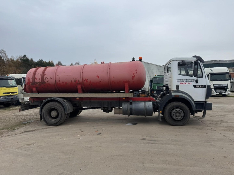 Mercedes-Benz SK 1824 (10.000 L / GRAND PONT / LAMES / V6 MOTEUR / PARFAIT ETAT) - Vakum kamion: slika Mercedes-Benz SK 1824 (10.000 L / GRAND PONT / LAMES / V6 MOTEUR / PARFAIT ETAT) - Vakum kamion Mercedes-Benz SK 1824 (10.000 L / GRAND PONT / LAMES / V6 MOTEUR / PARFAIT ETAT) - Vakum kamion: slika Mercedes-Benz SK 1824 (10.000 L / GRAND PONT / LAMES / V6 MOTEUR / PARFAIT ETAT) - Vakum kamion