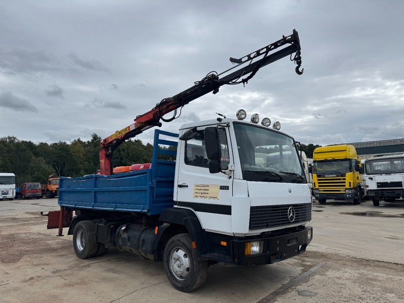 Mercedes-Benz SK 917 (STEEL SUSPENSION / PARLFINGER CRANE / AUXILIARY / 6 CYLINDER WITH MANUAL PUMP) - Kiper, Kamion s kranom: slika Mercedes-Benz SK 917 (STEEL SUSPENSION / PARLFINGER CRANE / AUXILIARY / 6 CYLINDER WITH MANUAL PUMP) - Kiper, Kamion s kranom Mercedes-Benz SK 917 (STEEL SUSPENSION / PARLFINGER CRANE / AUXILIARY / 6 CYLINDER WITH MANUAL PUMP) - Kiper, Kamion s kranom: slika Mercedes-Benz SK 917 (STEEL SUSPENSION / PARLFINGER CRANE / AUXILIARY / 6 CYLINDER WITH MANUAL PUMP) - Kiper, Kamion s kranom