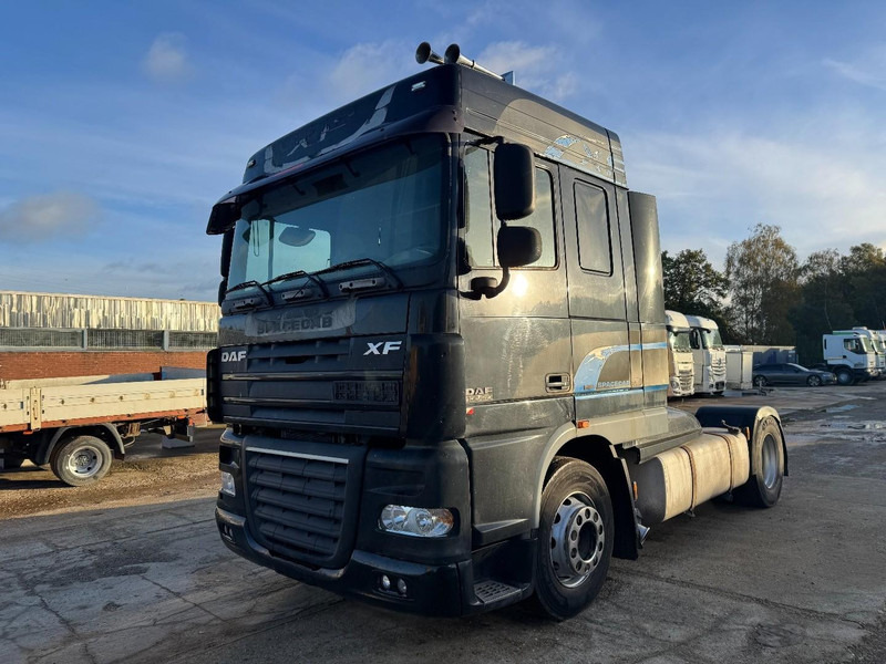 DAF 105 XF 460 Space Cab (MANUAL GEARBOX / BOITE MANUELLE) - Tegljač: slika DAF 105 XF 460 Space Cab (MANUAL GEARBOX / BOITE MANUELLE) - Tegljač DAF 105 XF 460 Space Cab (MANUAL GEARBOX / BOITE MANUELLE) - Tegljač: slika DAF 105 XF 460 Space Cab (MANUAL GEARBOX / BOITE MANUELLE) - Tegljač