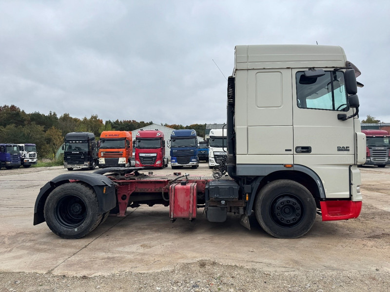 DAF 105 XF 460 Space Cab (MANUAL GEARBOX / BOITE MANUELLE / PTO / HYDRAULIQUE POUR BENNE) - Tegljač: slika DAF 105 XF 460 Space Cab (MANUAL GEARBOX / BOITE MANUELLE / PTO / HYDRAULIQUE POUR BENNE) - Tegljač DAF 105 XF 460 Space Cab (MANUAL GEARBOX / BOITE MANUELLE / PTO / HYDRAULIQUE POUR BENNE) - Tegljač: slika DAF 105 XF 460 Space Cab (MANUAL GEARBOX / BOITE MANUELLE / PTO / HYDRAULIQUE POUR BENNE) - Tegljač