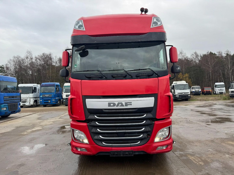 DAF XF 460 Super Space Cab (MANUAL GEARBOX / BOITE MANUELLE / 848.000 km !!!) - Tegljač: slika DAF XF 460 Super Space Cab (MANUAL GEARBOX / BOITE MANUELLE / 848.000 km !!!) - Tegljač DAF XF 460 Super Space Cab (MANUAL GEARBOX / BOITE MANUELLE / 848.000 km !!!) - Tegljač: slika DAF XF 460 Super Space Cab (MANUAL GEARBOX / BOITE MANUELLE / 848.000 km !!!) - Tegljač