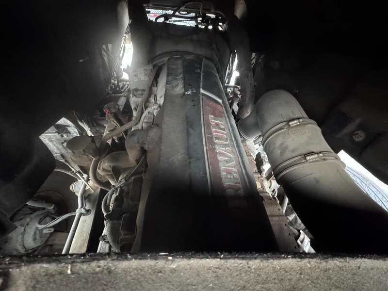 Tegljač Renault Premium 450 DXI (VERY NICE CONDITION / TRES BON ETAT): slika Tegljač Renault Premium 450 DXI (VERY NICE CONDITION / TRES BON ETAT) Tegljač Renault Premium 450 DXI (VERY NICE CONDITION / TRES BON ETAT): slika Tegljač Renault Premium 450 DXI (VERY NICE CONDITION / TRES BON ETAT)