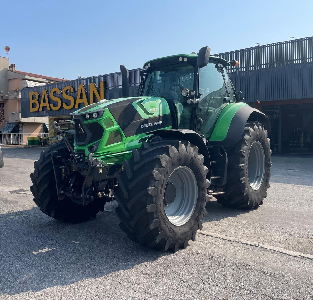 DEUTZ-FAHR AGROTRON 7250 TTV - Traktor: slika DEUTZ-FAHR AGROTRON 7250 TTV - Traktor DEUTZ-FAHR AGROTRON 7250 TTV - Traktor: slika DEUTZ-FAHR AGROTRON 7250 TTV - Traktor