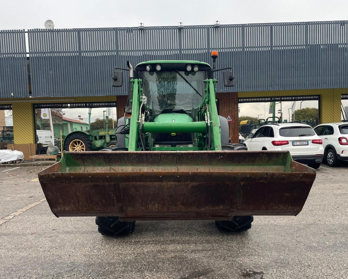 JOHN DEERE 6420 S - Traktor: slika JOHN DEERE 6420 S - Traktor JOHN DEERE 6420 S - Traktor: slika JOHN DEERE 6420 S - Traktor