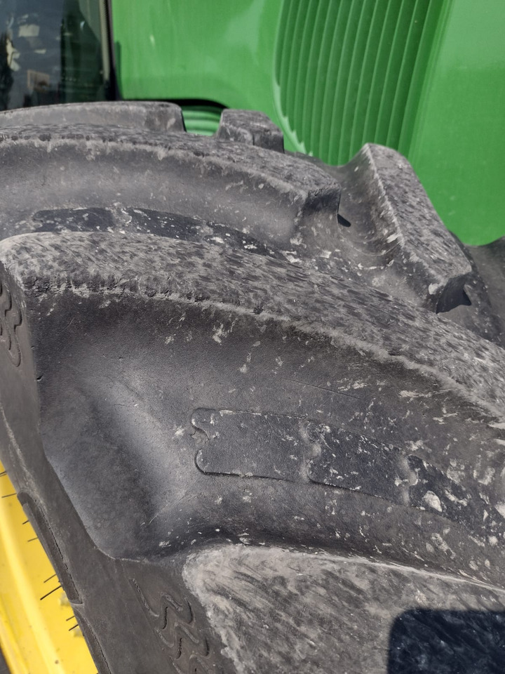 JOHN DEERE 6520 PREMIUM - Traktor: slika JOHN DEERE 6520 PREMIUM - Traktor JOHN DEERE 6520 PREMIUM - Traktor: slika JOHN DEERE 6520 PREMIUM - Traktor