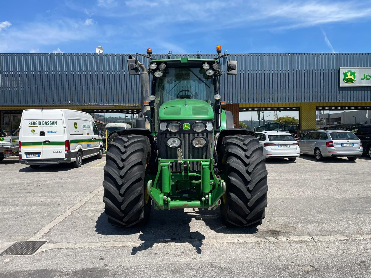 JOHN DEERE 7730 - Traktor: slika JOHN DEERE 7730 - Traktor JOHN DEERE 7730 - Traktor: slika JOHN DEERE 7730 - Traktor