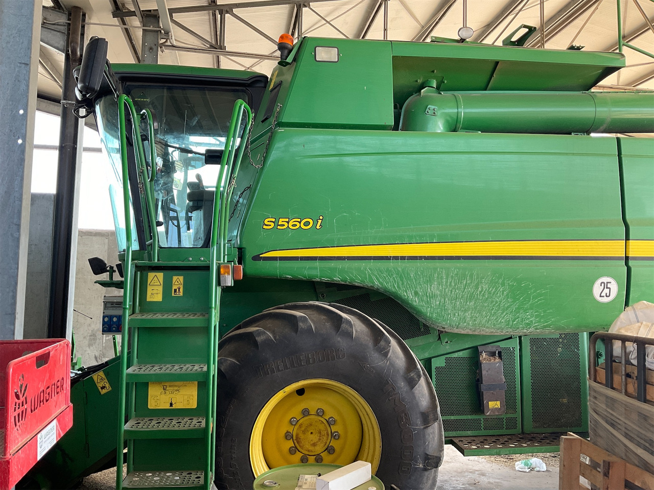 JOHN DEERE MIETITREBBIA S 560 - Kombajn za žetvu: slika JOHN DEERE MIETITREBBIA S 560 - Kombajn za žetvu JOHN DEERE MIETITREBBIA S 560 - Kombajn za žetvu: slika JOHN DEERE MIETITREBBIA S 560 - Kombajn za žetvu