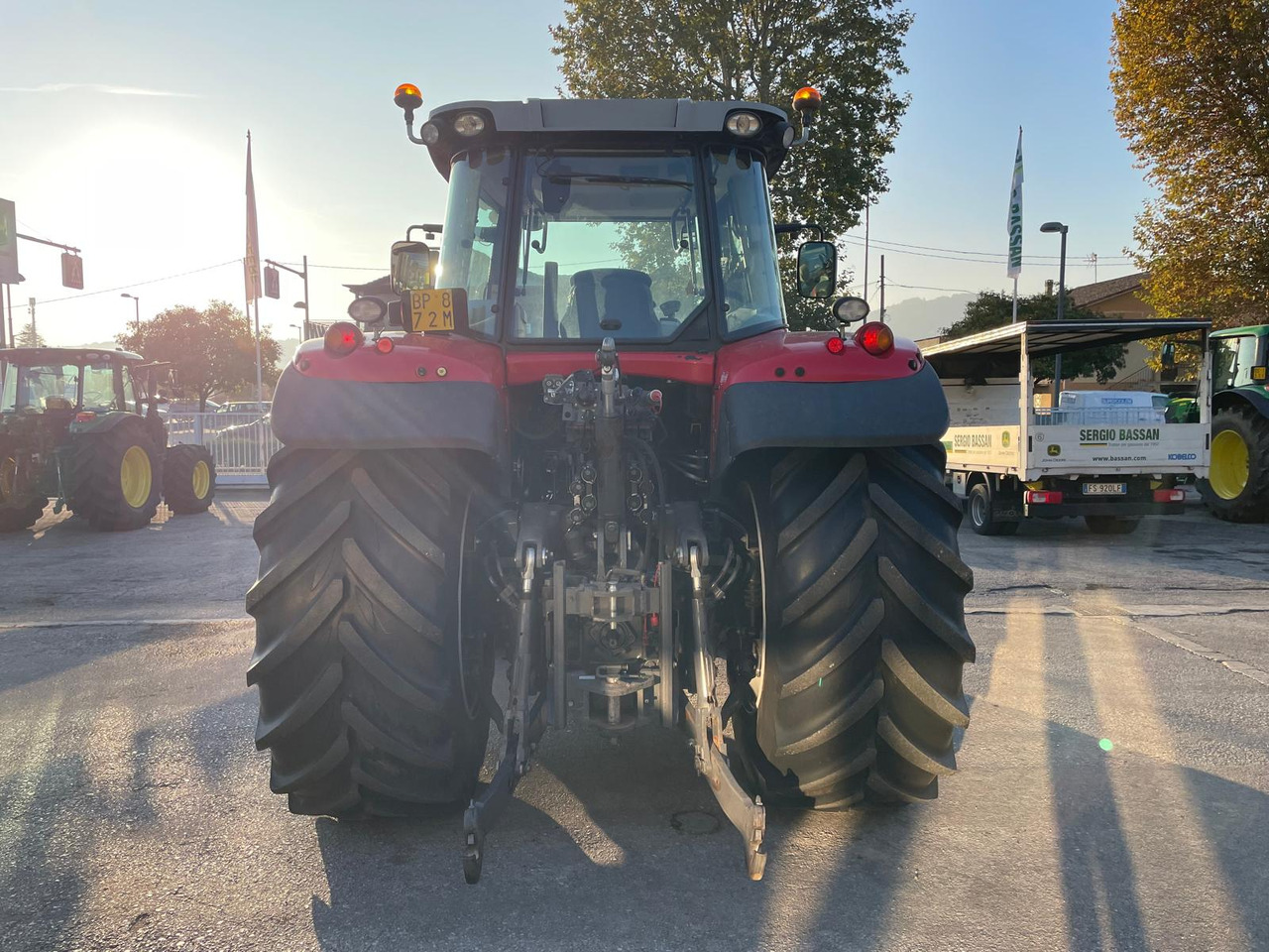 MASSEY FERGUSON 7718 DYNA-VT - Traktor: slika MASSEY FERGUSON 7718 DYNA-VT - Traktor MASSEY FERGUSON 7718 DYNA-VT - Traktor: slika MASSEY FERGUSON 7718 DYNA-VT - Traktor