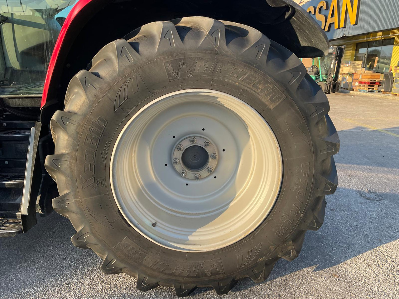 MASSEY FERGUSON 7718 DYNA-VT - Traktor: slika MASSEY FERGUSON 7718 DYNA-VT - Traktor MASSEY FERGUSON 7718 DYNA-VT - Traktor: slika MASSEY FERGUSON 7718 DYNA-VT - Traktor