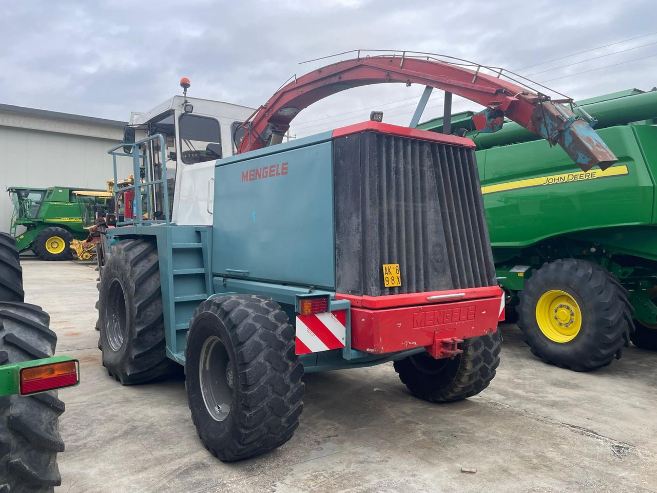 MENGELE TRINCIA SF 6000 - Silažni kombajn: slika MENGELE TRINCIA SF 6000 - Silažni kombajn MENGELE TRINCIA SF 6000 - Silažni kombajn: slika MENGELE TRINCIA SF 6000 - Silažni kombajn