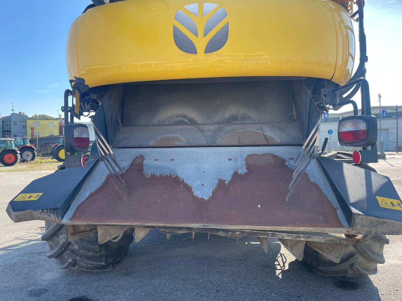 NEW HOLLAND MIETITREBBIA CR 9.90 - Kombajn za žetvu: slika NEW HOLLAND MIETITREBBIA CR 9.90 - Kombajn za žetvu NEW HOLLAND MIETITREBBIA CR 9.90 - Kombajn za žetvu: slika NEW HOLLAND MIETITREBBIA CR 9.90 - Kombajn za žetvu