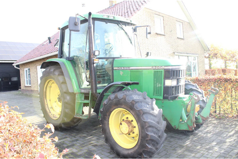 John Deere 6200 - Traktor: slika John Deere 6200 - Traktor John Deere 6200 - Traktor: slika John Deere 6200 - Traktor